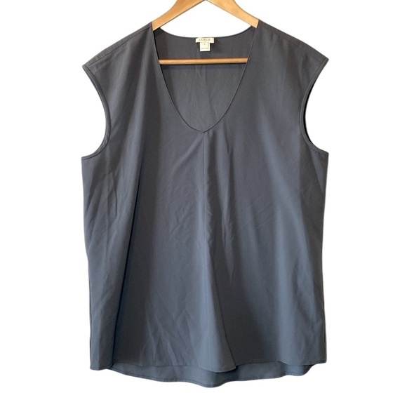 J Crew Cap-sleeve Shirttail Blouse Women’s 12 Gray Basic Lightweight Semi Sheer - Picture 3 of 13